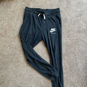 Nike joggers